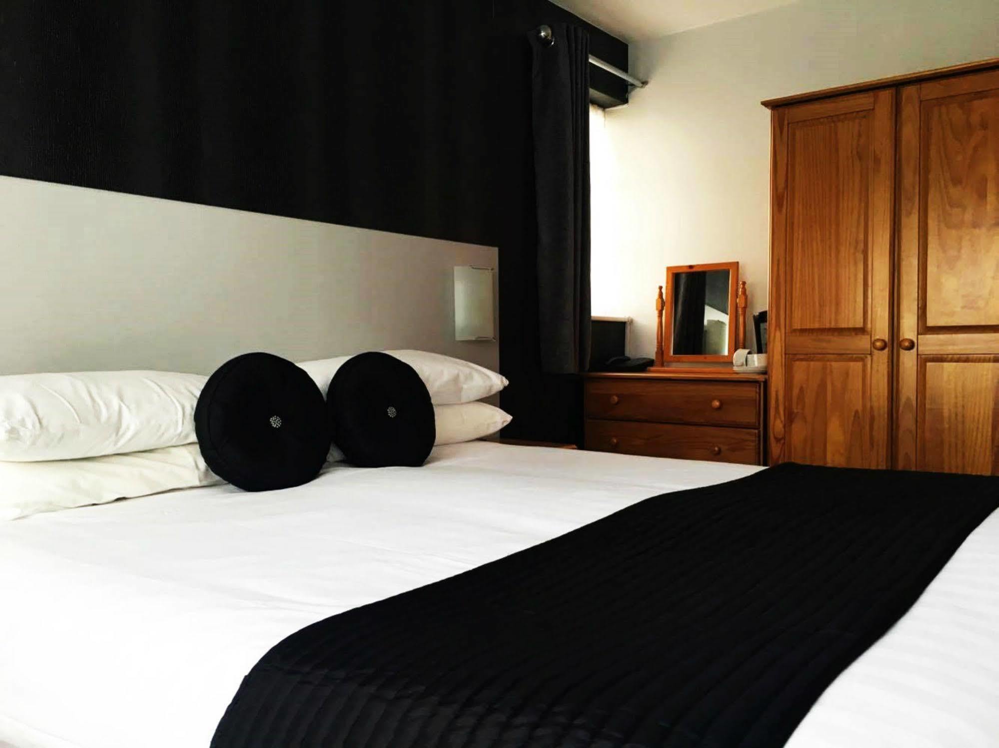 שנקלין Harrow Lodge Hotel מראה חיצוני תמונה